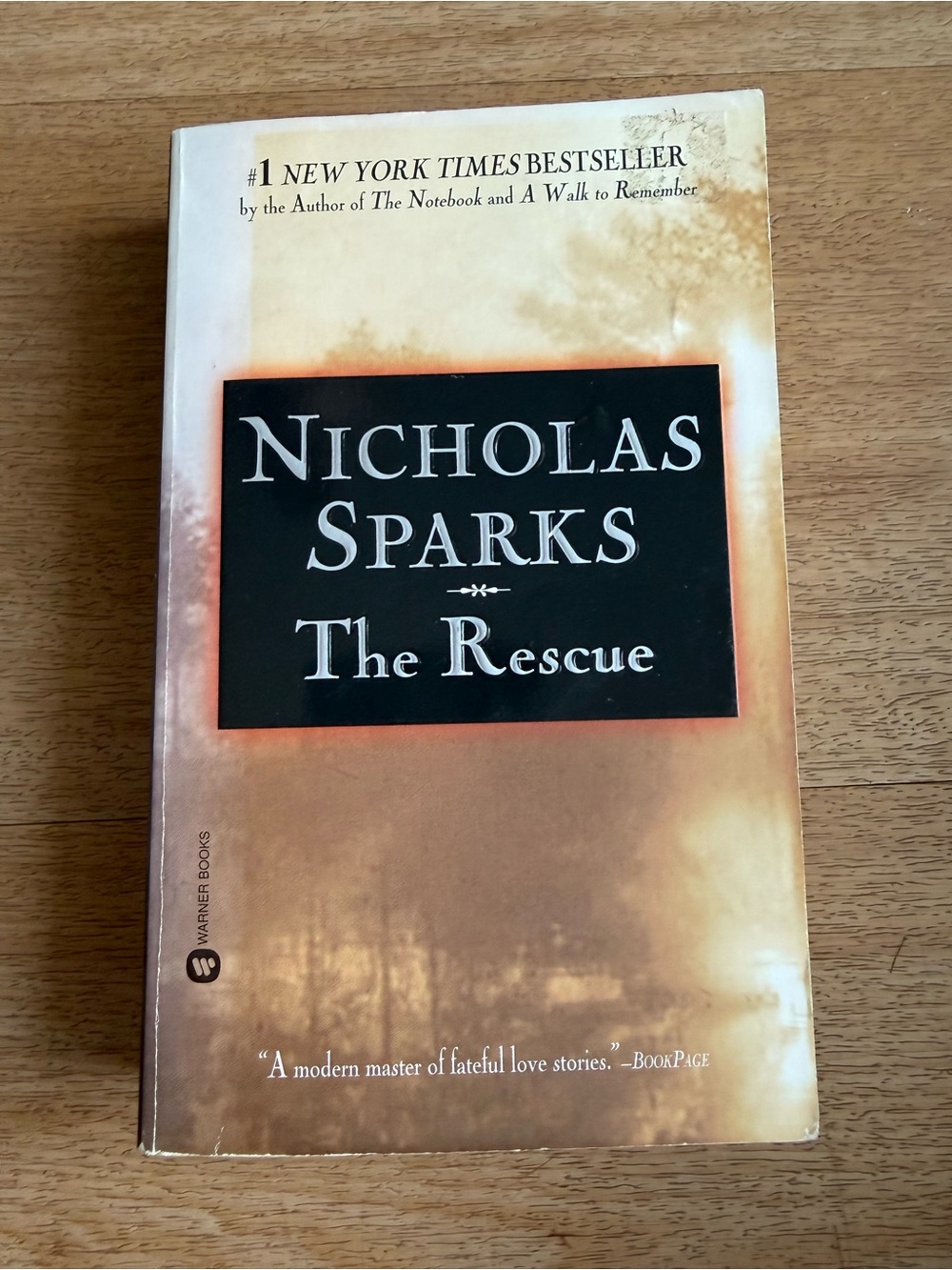 📚3 for $12📚 Nicholas Sparks - The Rescue (Beige/Black Cover)